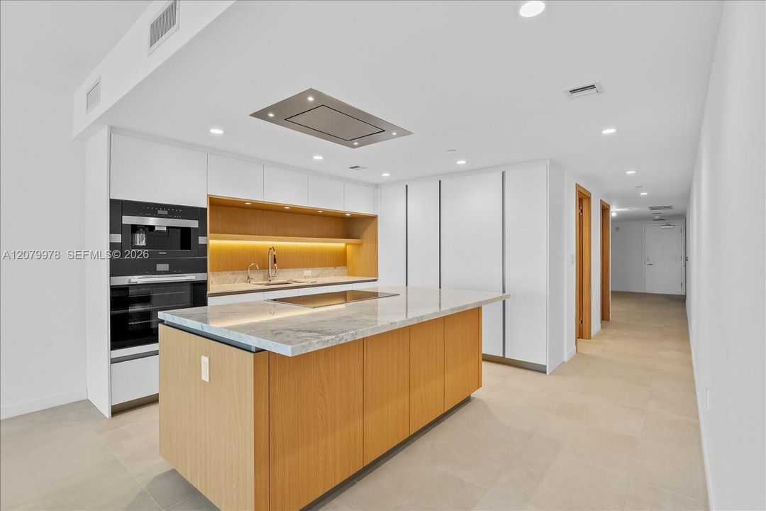 For Sale: $3,995,000 (3 beds, 4 baths, 3075 Square Feet)