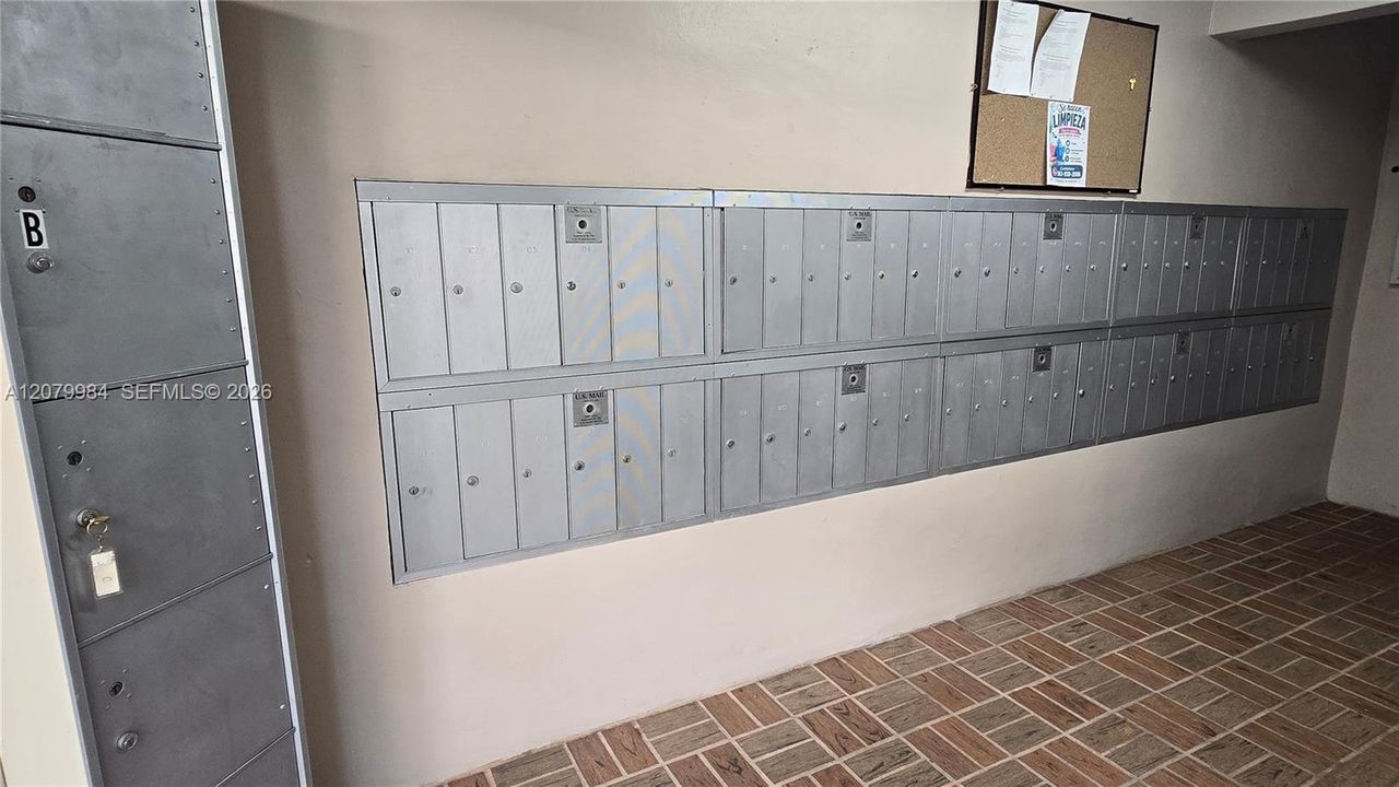 En Renta: $2,550 (3 camas, 2 baños, 1040 Pies cuadrados)