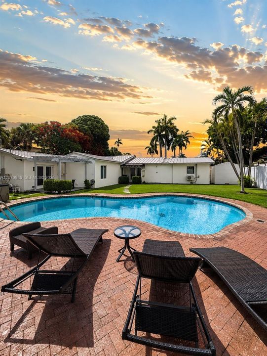En Venta: $1,750,000 (3 camas, 2 baños, 0 Pies cuadrados)