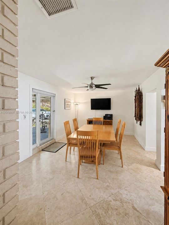 En Venta: $1,750,000 (3 camas, 2 baños, 0 Pies cuadrados)