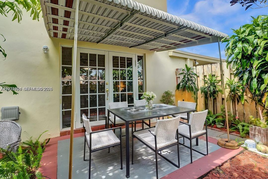 En Venta: $249,000 (3 camas, 1 baños, 1400 Pies cuadrados)