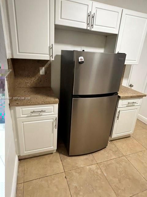 For Rent: $2,400 (2 beds, 1 baths, 1500 Square Feet)