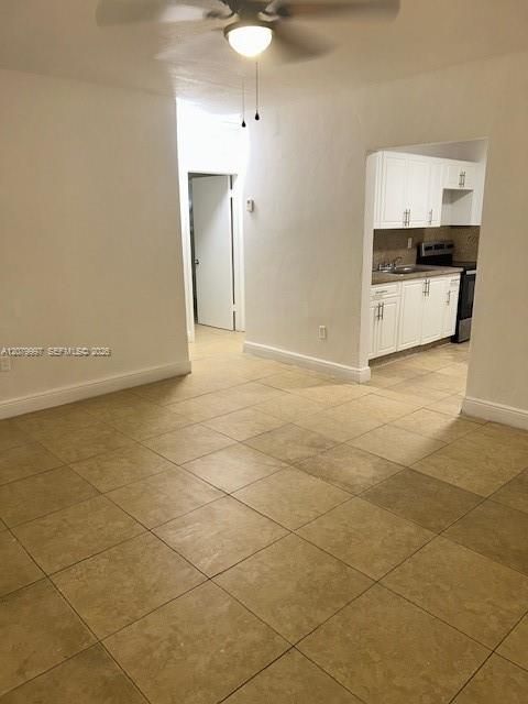 For Rent: $2,400 (2 beds, 1 baths, 1500 Square Feet)