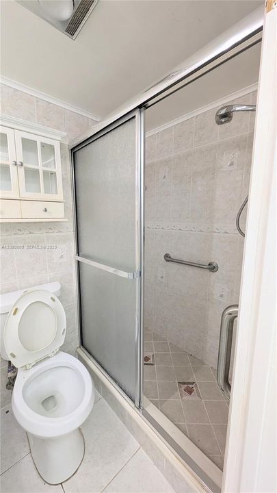 For Rent: $1,975 (2 beds, 2 baths, 1025 Square Feet)