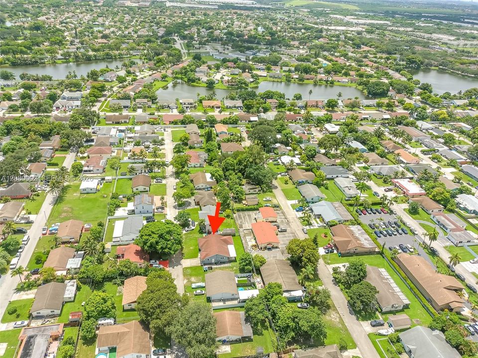 En Venta: $490,000 (3 camas, 2 baños, 1670 Pies cuadrados)