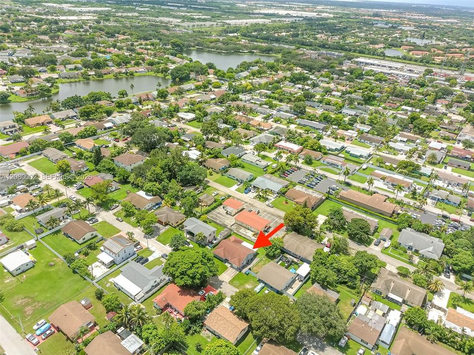 En Venta: $490,000 (3 camas, 2 baños, 1670 Pies cuadrados)