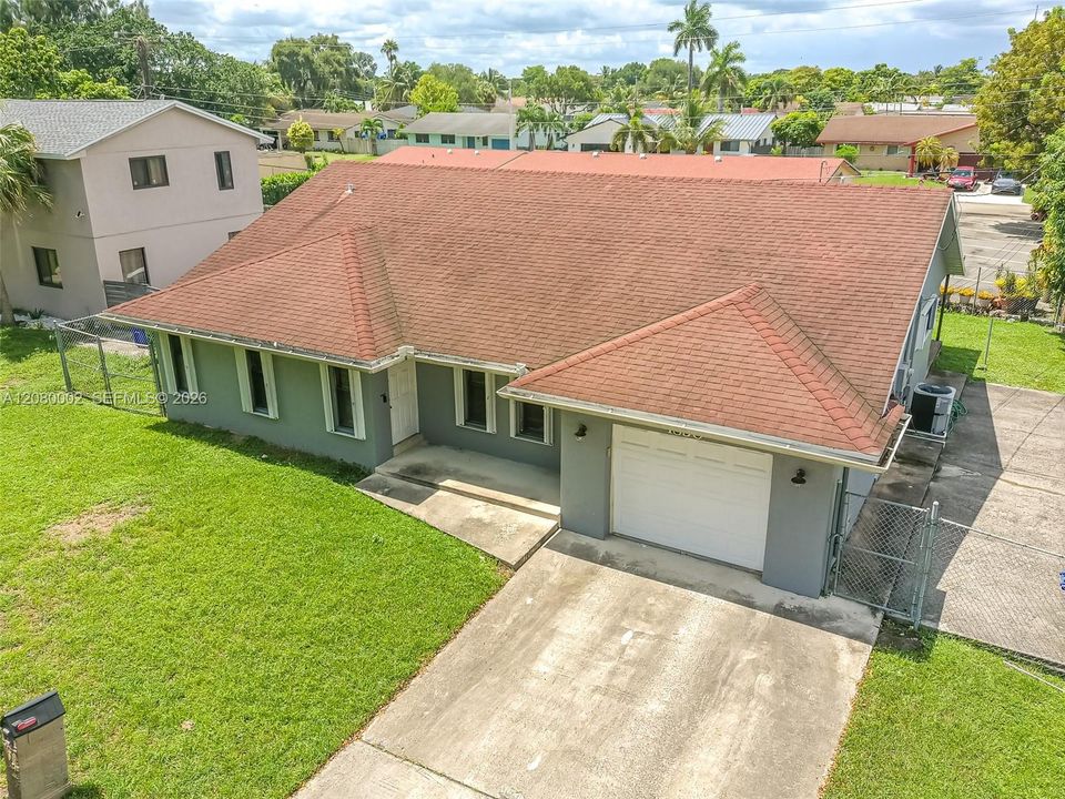 En Venta: $490,000 (3 camas, 2 baños, 1670 Pies cuadrados)