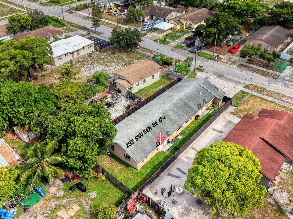 10 Backyard (2)