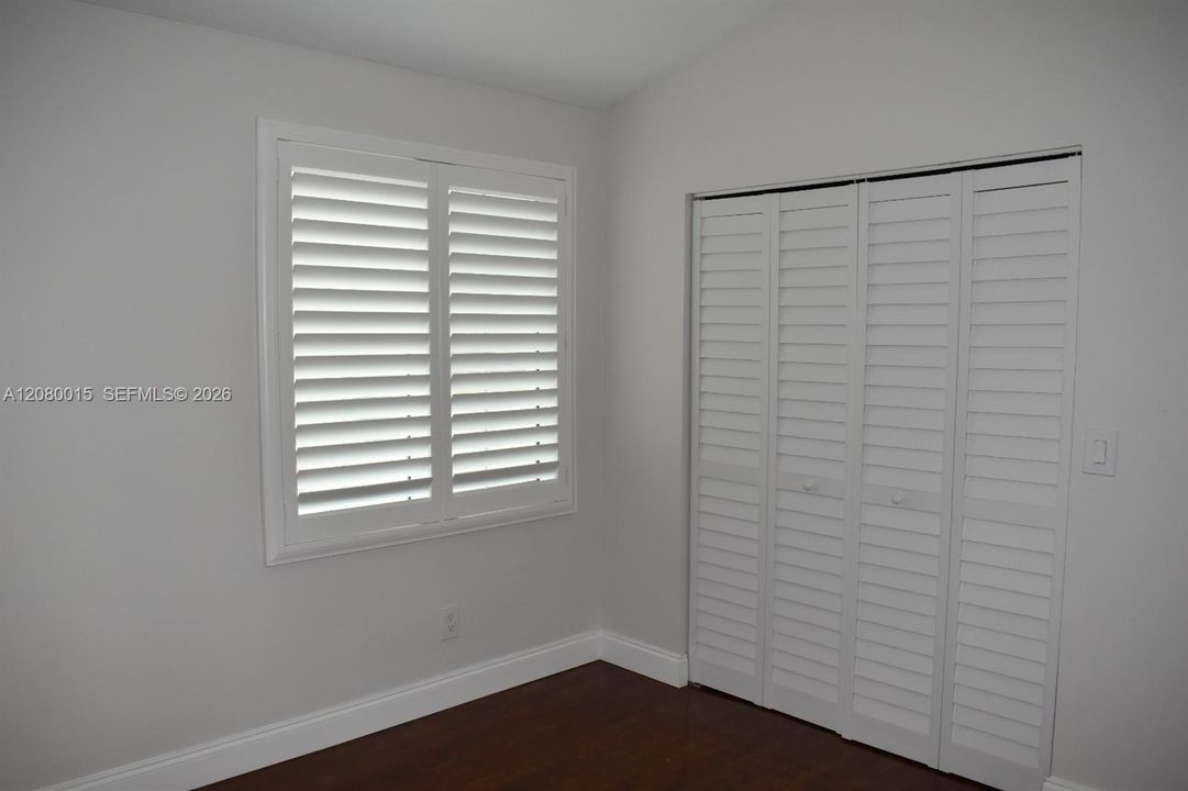 For Sale: $462,500 (2 beds, 2 baths, 1338 Square Feet)