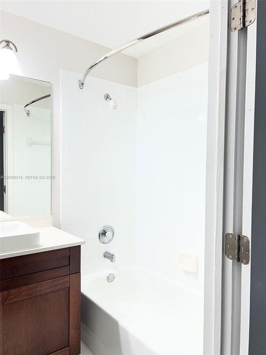 For Sale: $462,500 (2 beds, 2 baths, 1338 Square Feet)