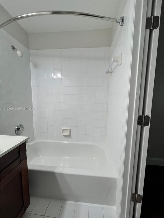 For Sale: $462,500 (2 beds, 2 baths, 1338 Square Feet)