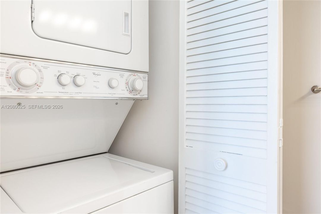 For Rent: $48,000 (2 beds, 2 baths, 1312 Square Feet)