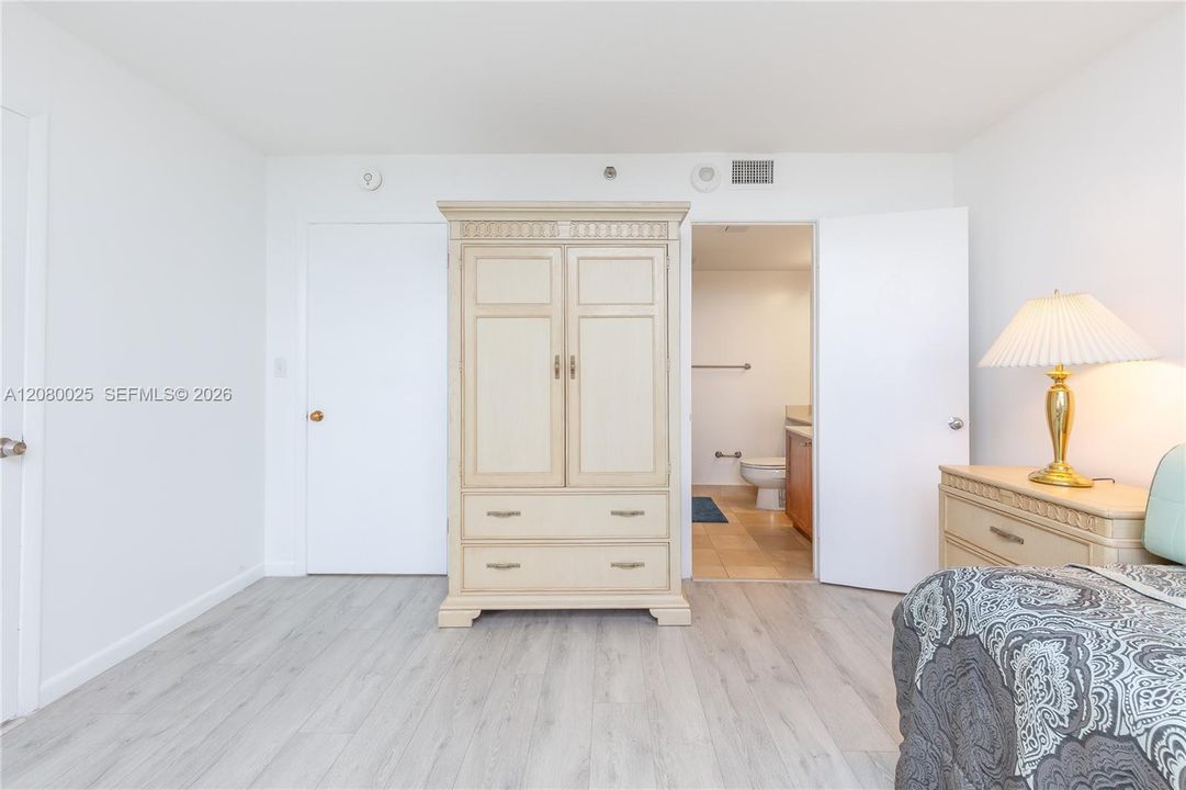 For Rent: $48,000 (2 beds, 2 baths, 1312 Square Feet)