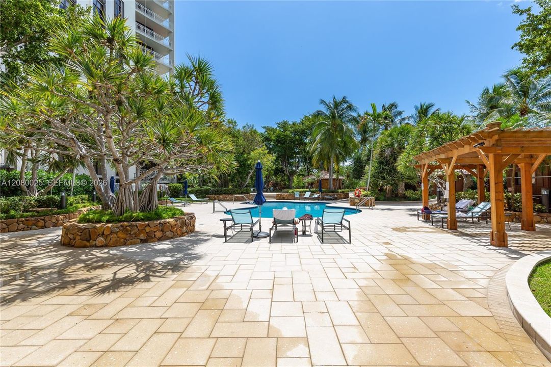 For Rent: $48,000 (2 beds, 2 baths, 1312 Square Feet)
