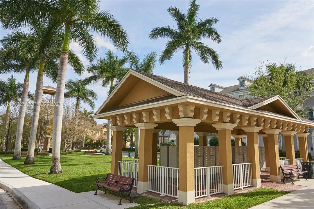 For Sale: $457,500 (3 beds, 2 baths, 1897 Square Feet)