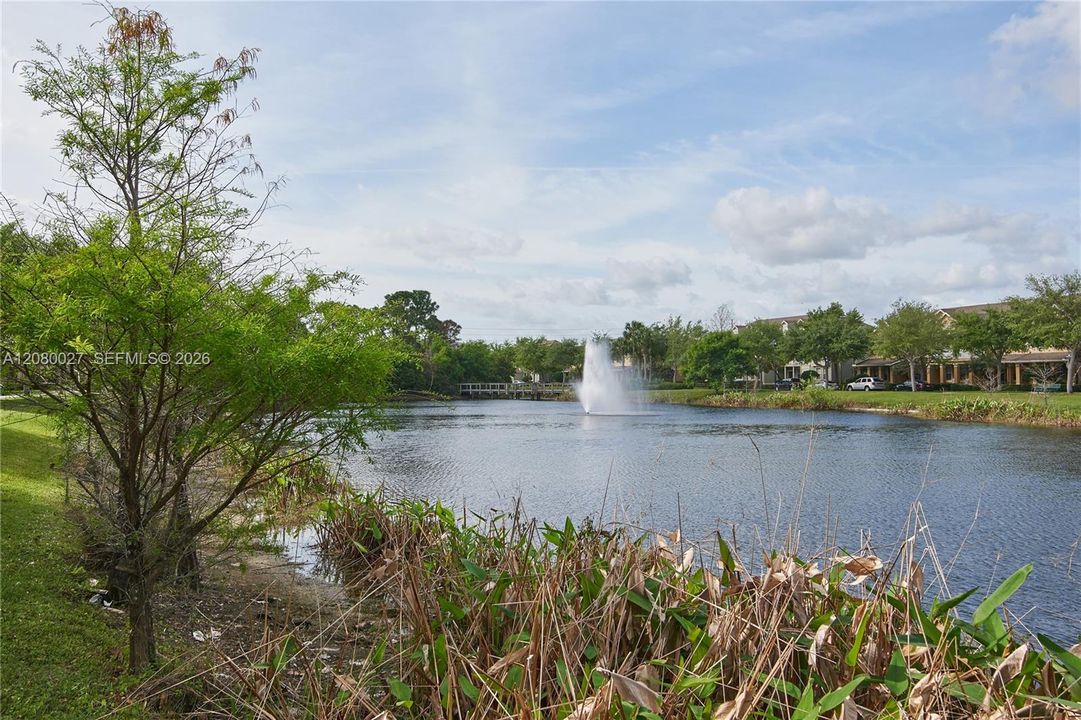 For Sale: $457,500 (3 beds, 2 baths, 1897 Square Feet)