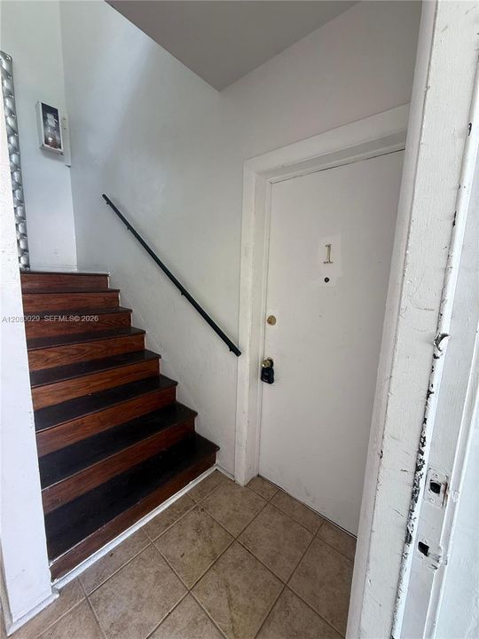 For Rent: $2,650 (3 beds, 2 baths, 4886 Square Feet)