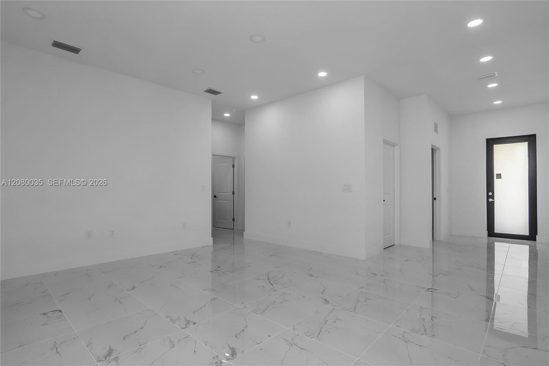 For Sale: $370,000 (3 beds, 3 baths, 0 Square Feet)