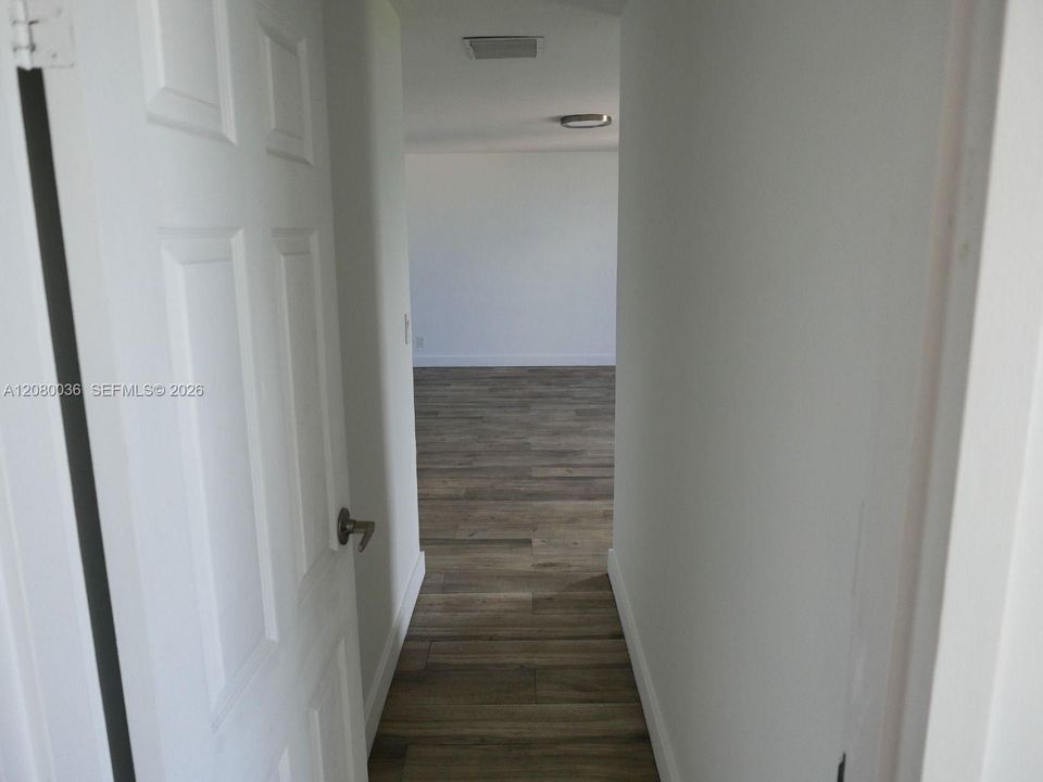 В аренду: $2,700 (2 спален, 2 ванн, 1310 Квадратных фут)
