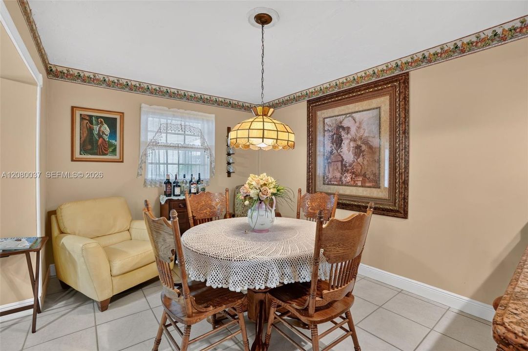 For Sale: $599,000 (3 beds, 2 baths, 1420 Square Feet)