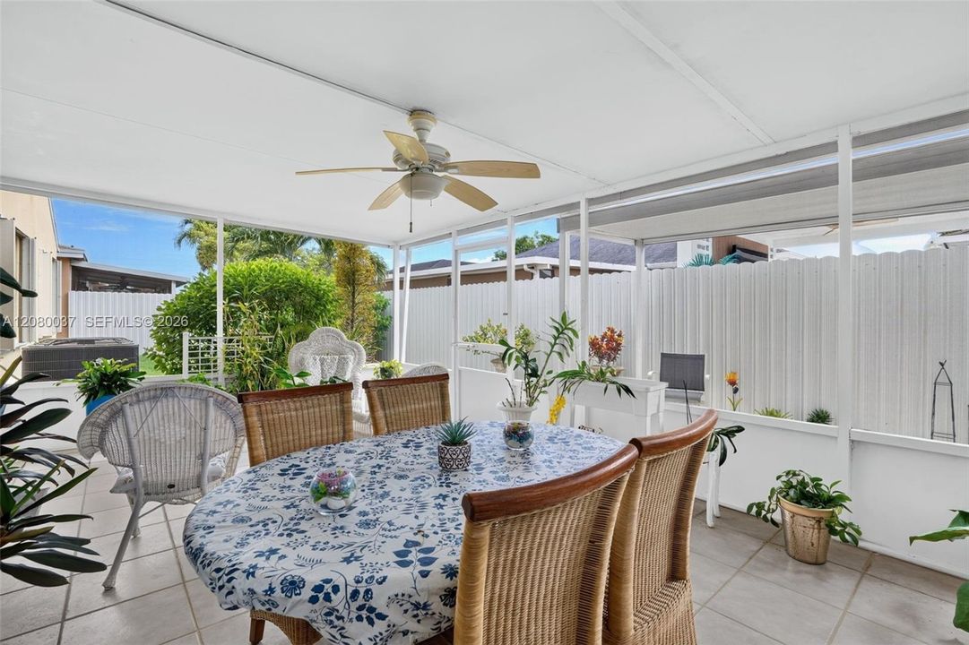 For Sale: $599,000 (3 beds, 2 baths, 1420 Square Feet)