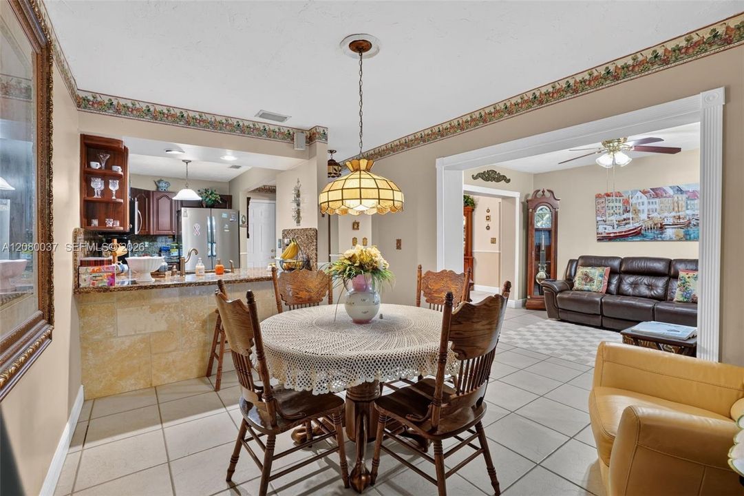 For Sale: $599,000 (3 beds, 2 baths, 1420 Square Feet)