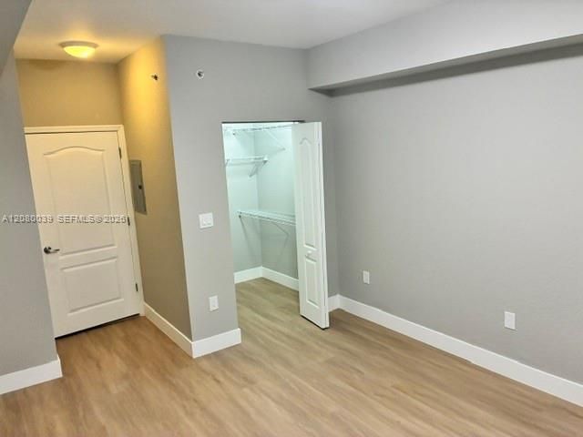 For Rent: $2,200 (1 beds, 1 baths, 720 Square Feet)