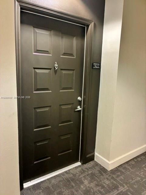 For Rent: $2,200 (1 beds, 1 baths, 720 Square Feet)
