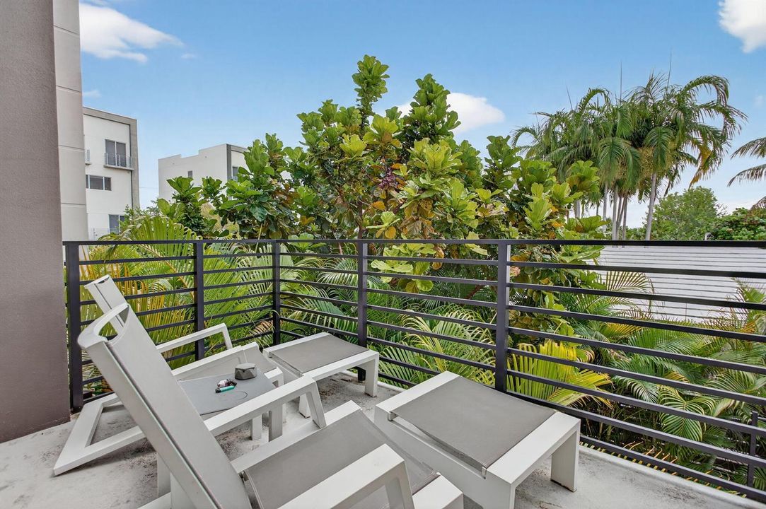 31-web-or-mls-1044-4698