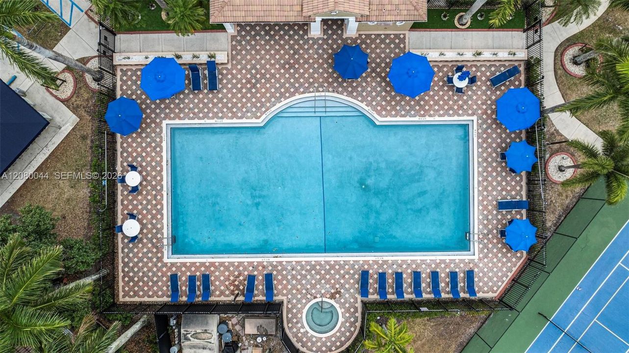 En Venta: $434,900 (2 camas, 2 baños, 1169 Pies cuadrados)