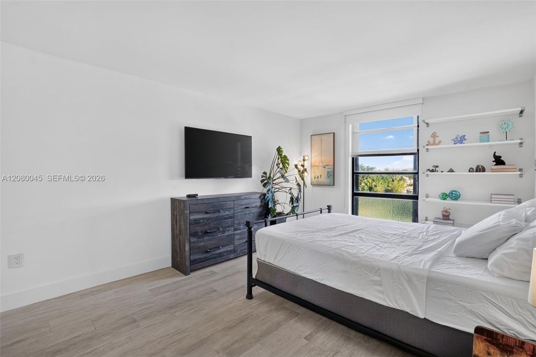En Venta: $374,700 (2 camas, 2 baños, 1158 Pies cuadrados)