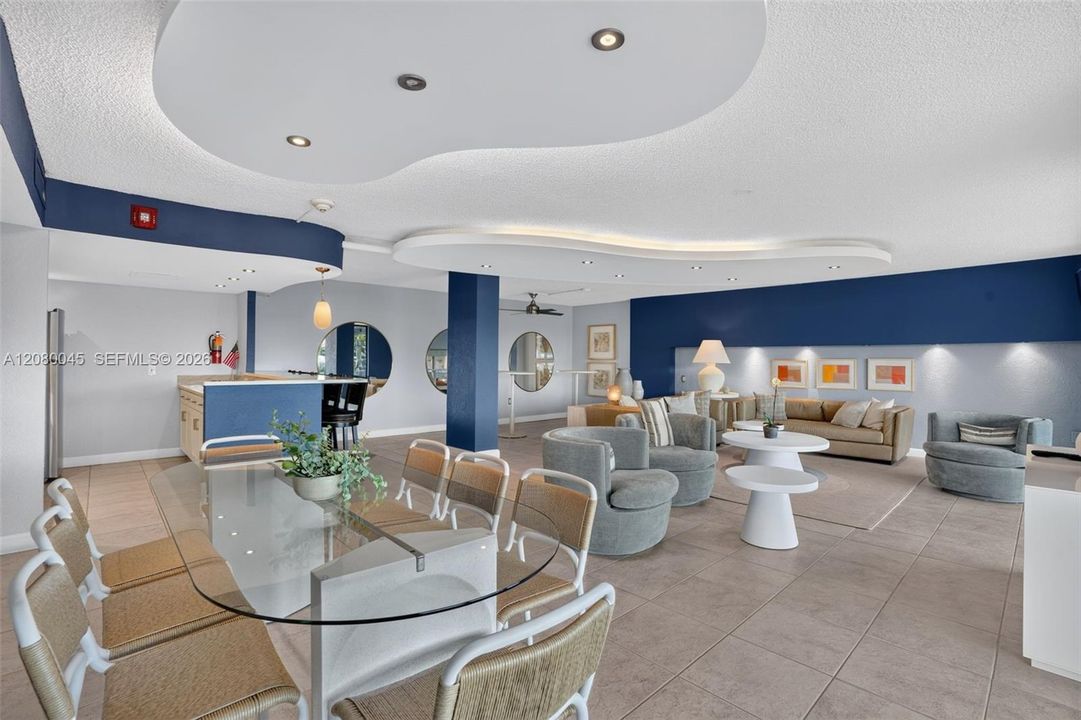 En Venta: $374,700 (2 camas, 2 baños, 1158 Pies cuadrados)