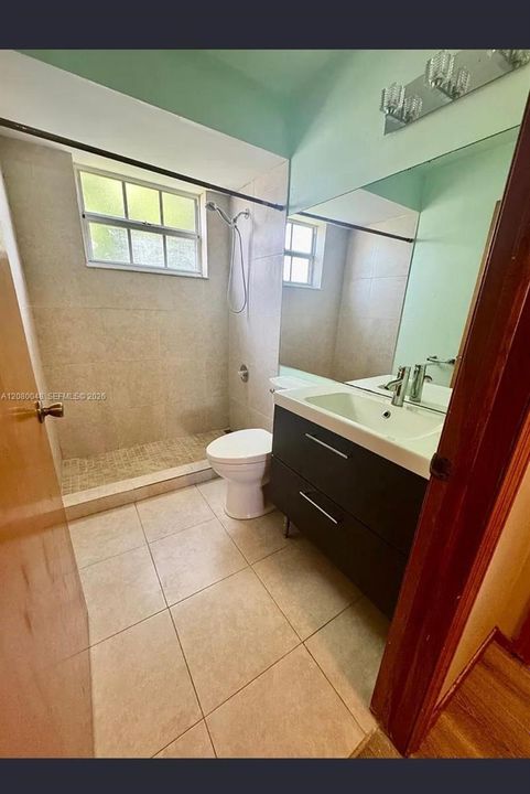 For Rent: $3,900 (4 beds, 2 baths, 2020 Square Feet)