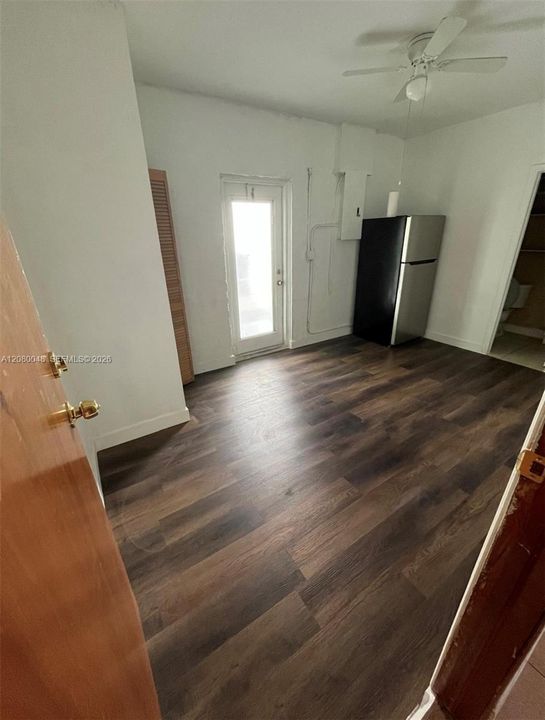 For Rent: $3,900 (4 beds, 2 baths, 2020 Square Feet)