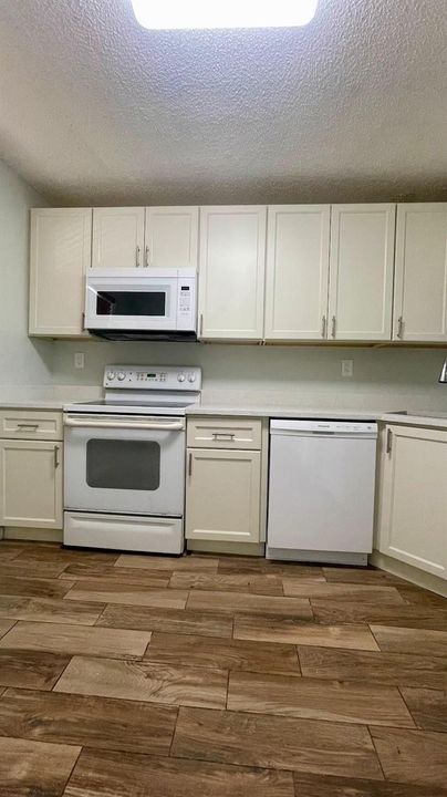 1801- Kitchen 4