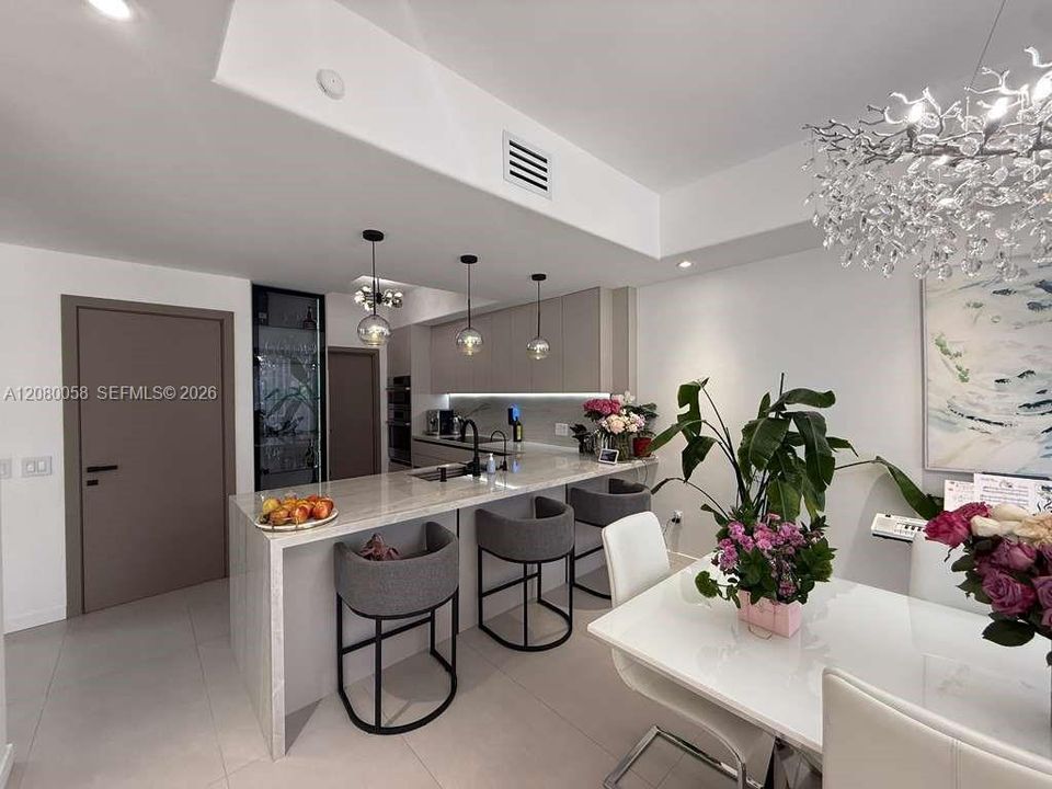 For Sale: $1,649,000 (3 beds, 2 baths, 2338 Square Feet)