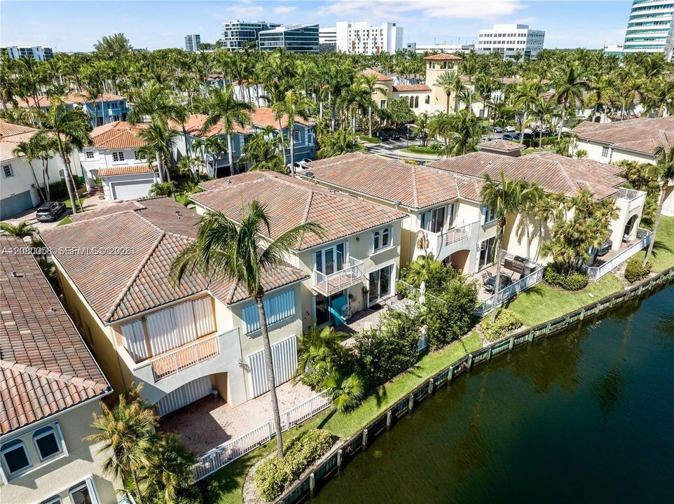 For Sale: $1,649,000 (3 beds, 2 baths, 2338 Square Feet)