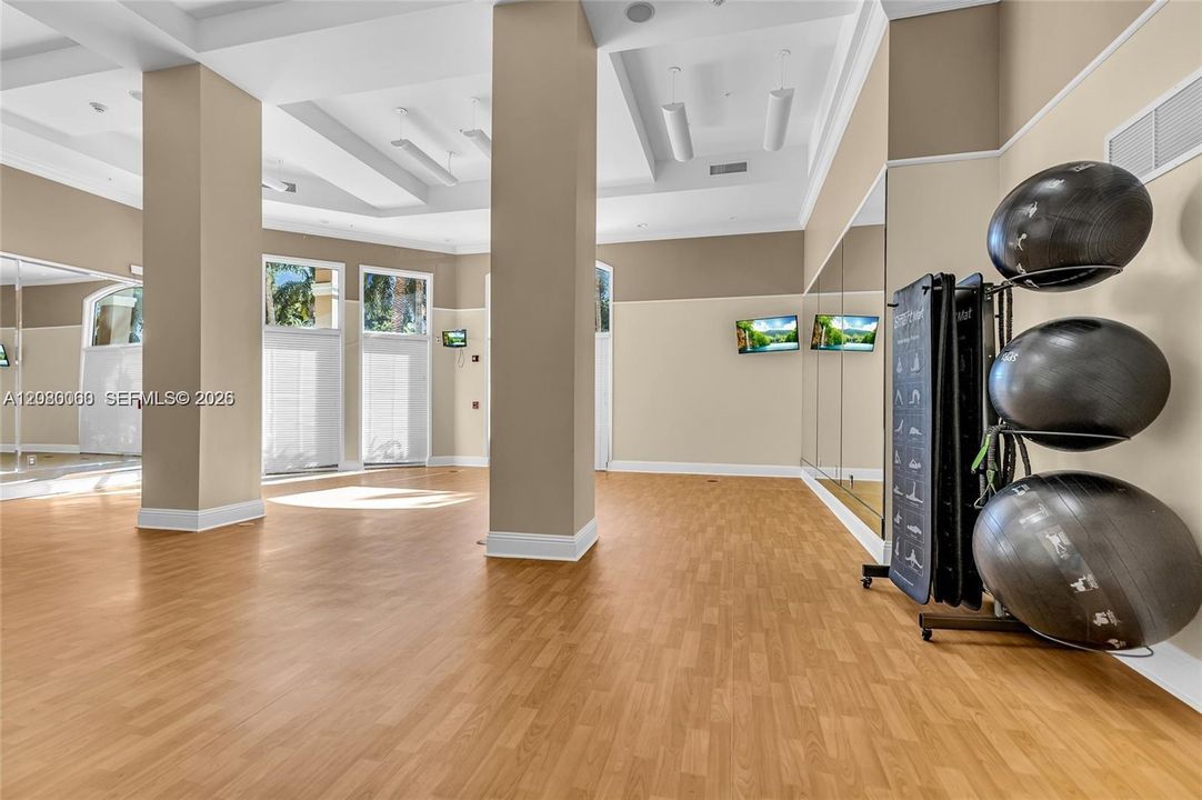 На продажу: $339,000 (1 спален, 1 ванн, 673 Квадратных фут)