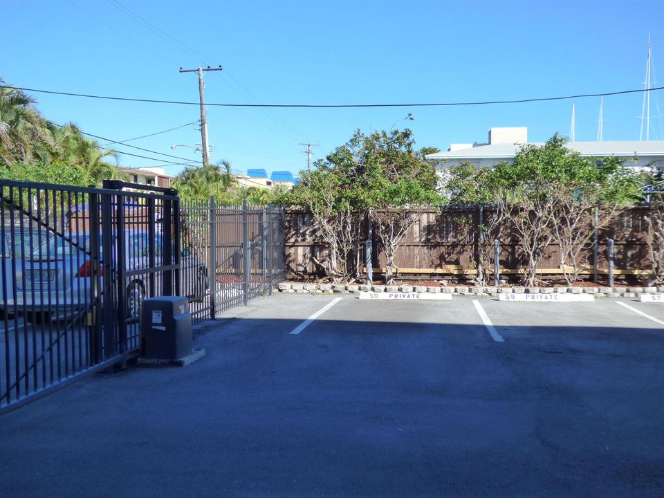 Gated, Secure Parking END SPOT
