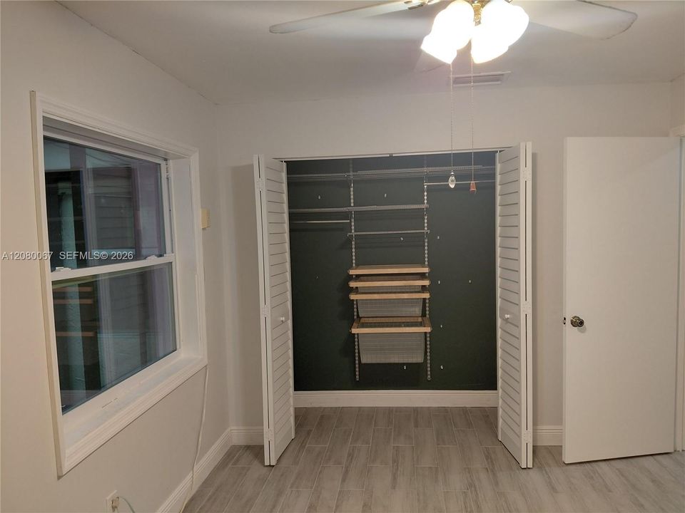 For Rent: $3,500 (3 beds, 2 baths, 1918 Square Feet)