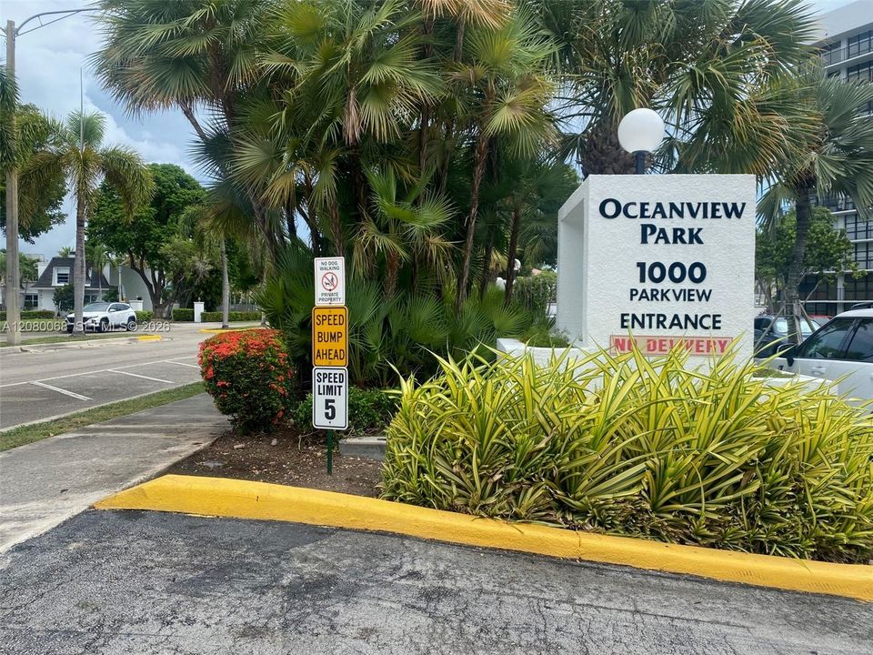 En Venta: $190,000 (1 camas, 1 baños, 915 Pies cuadrados)