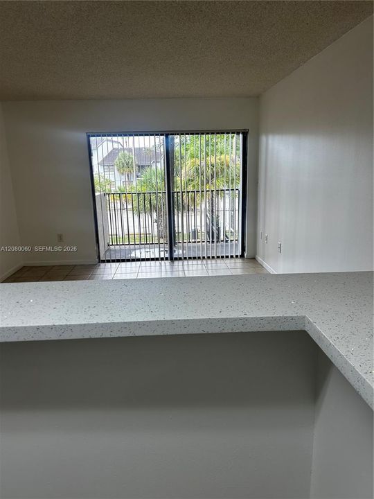 For Rent: $1,850 (1 beds, 1 baths, 679 Square Feet)