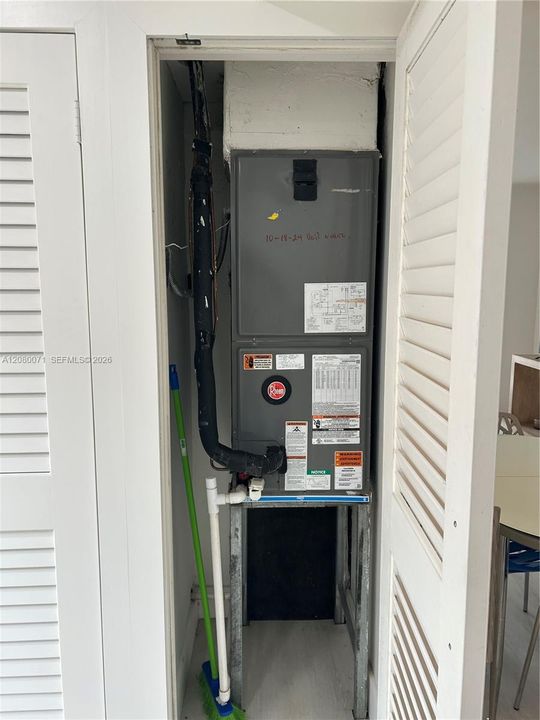 В аренду: $2,600 (1 спален, 1 ванн, 3322 Квадратных фут)