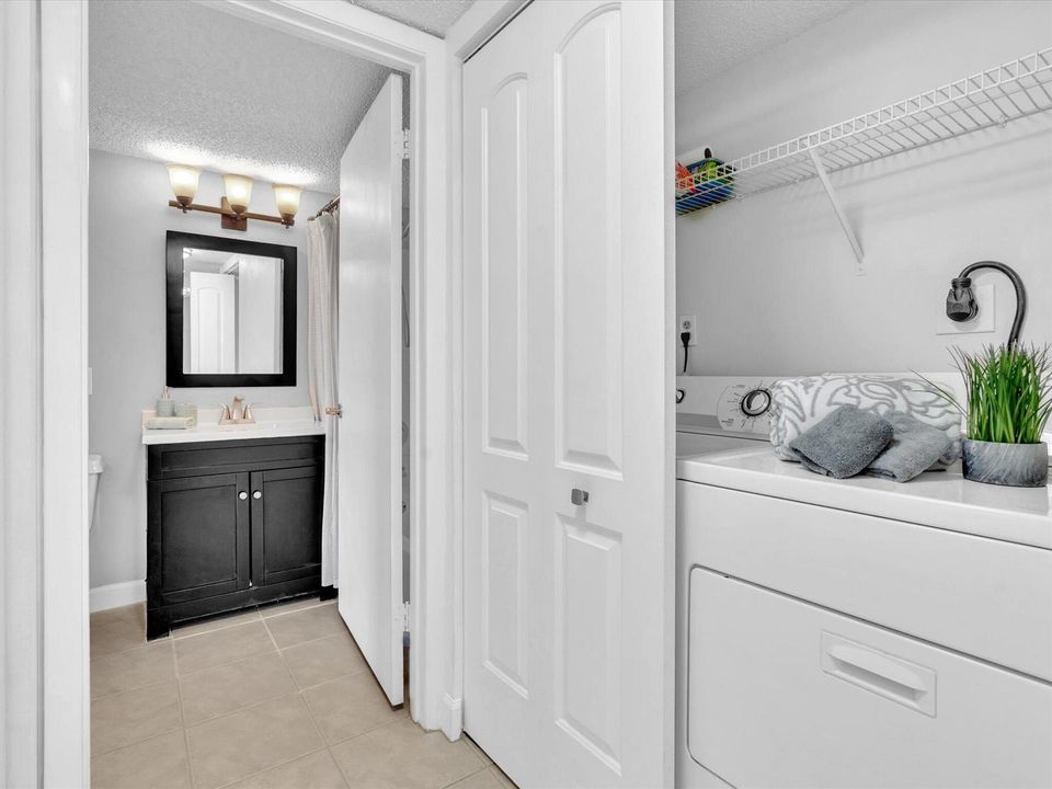 Full Size Washer & Dryer