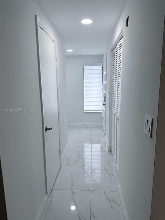 For Sale: $489,000 (2 beds, 2 baths, 1392 Square Feet)