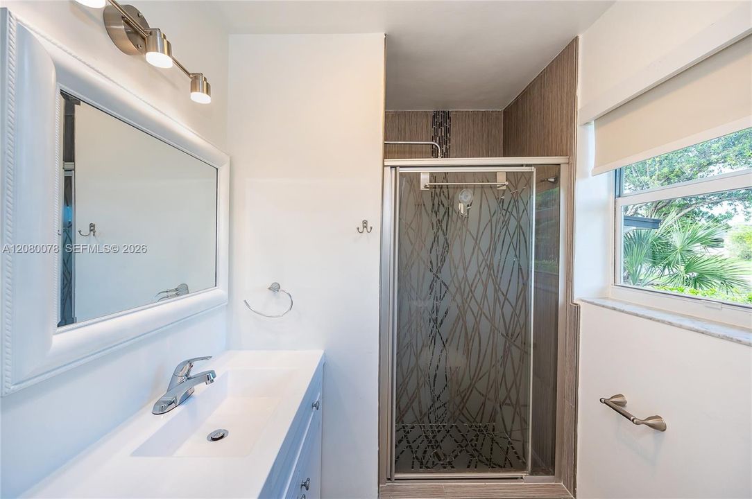 For Rent: $3,950 (3 beds, 2 baths, 1362 Square Feet)