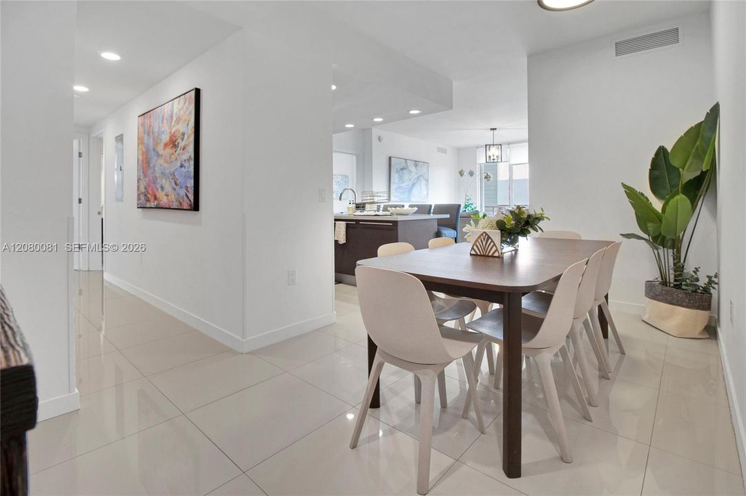 For Sale: $515,000 (3 beds, 3 baths, 1514 Square Feet)