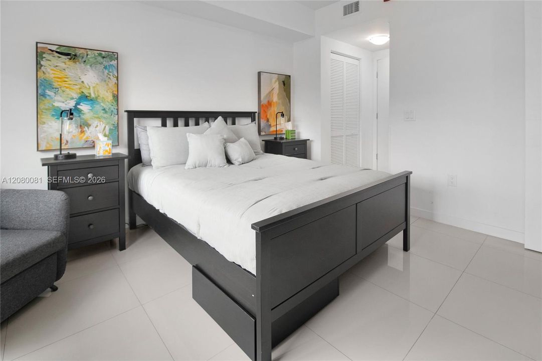 For Sale: $515,000 (3 beds, 3 baths, 1514 Square Feet)