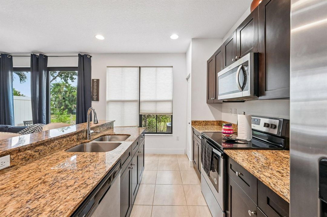 14-web-or-mls-Oysterwood Ln-S2608-014