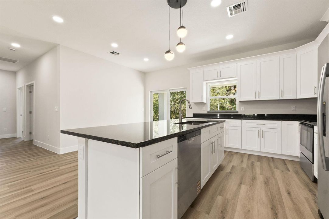 10-web-or-mls-DSC09157